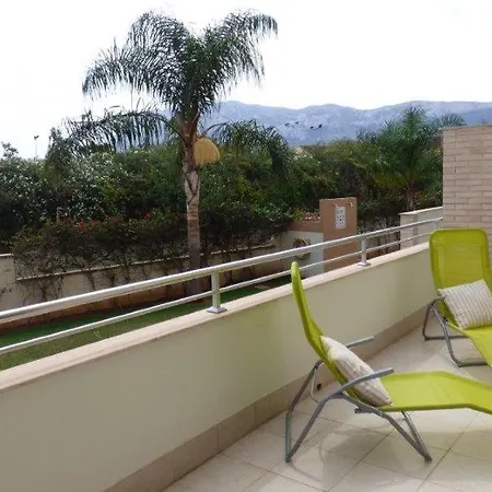Residencial Ronda Mar Apartment